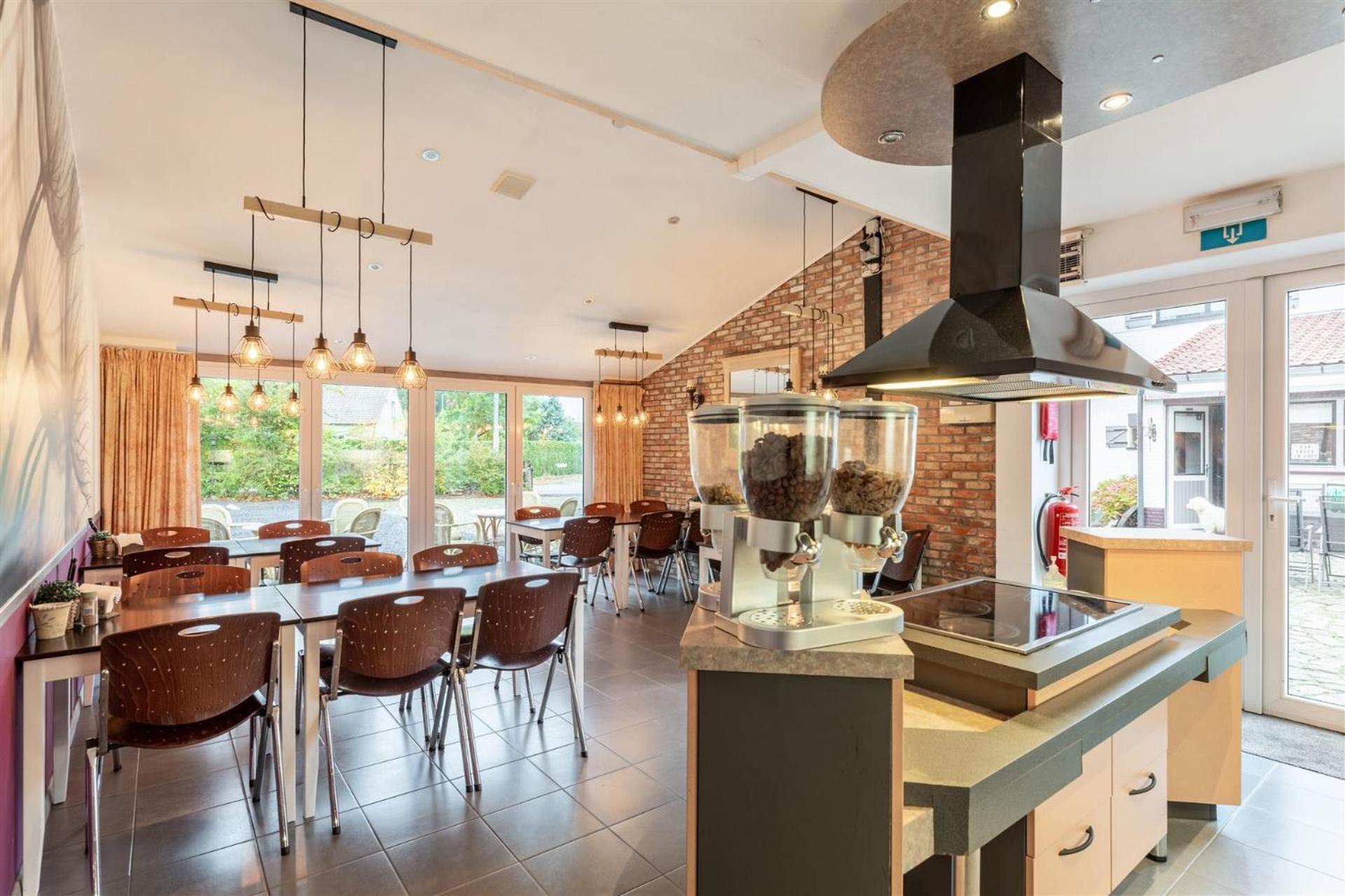 B&B De Kroonhoeve Beringen Bagian luar foto