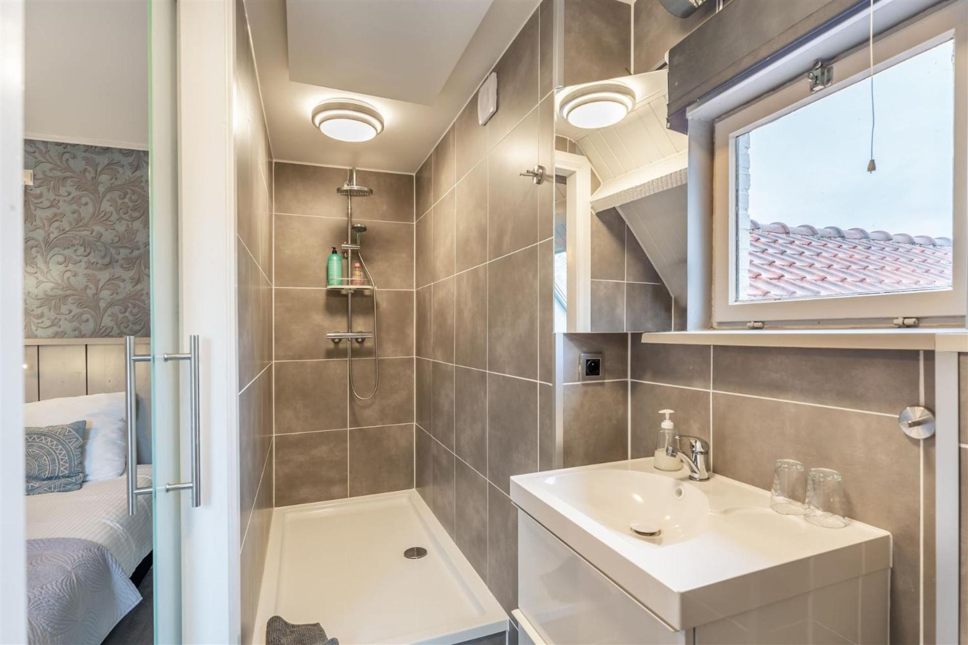 B&B De Kroonhoeve Beringen Bagian luar foto
