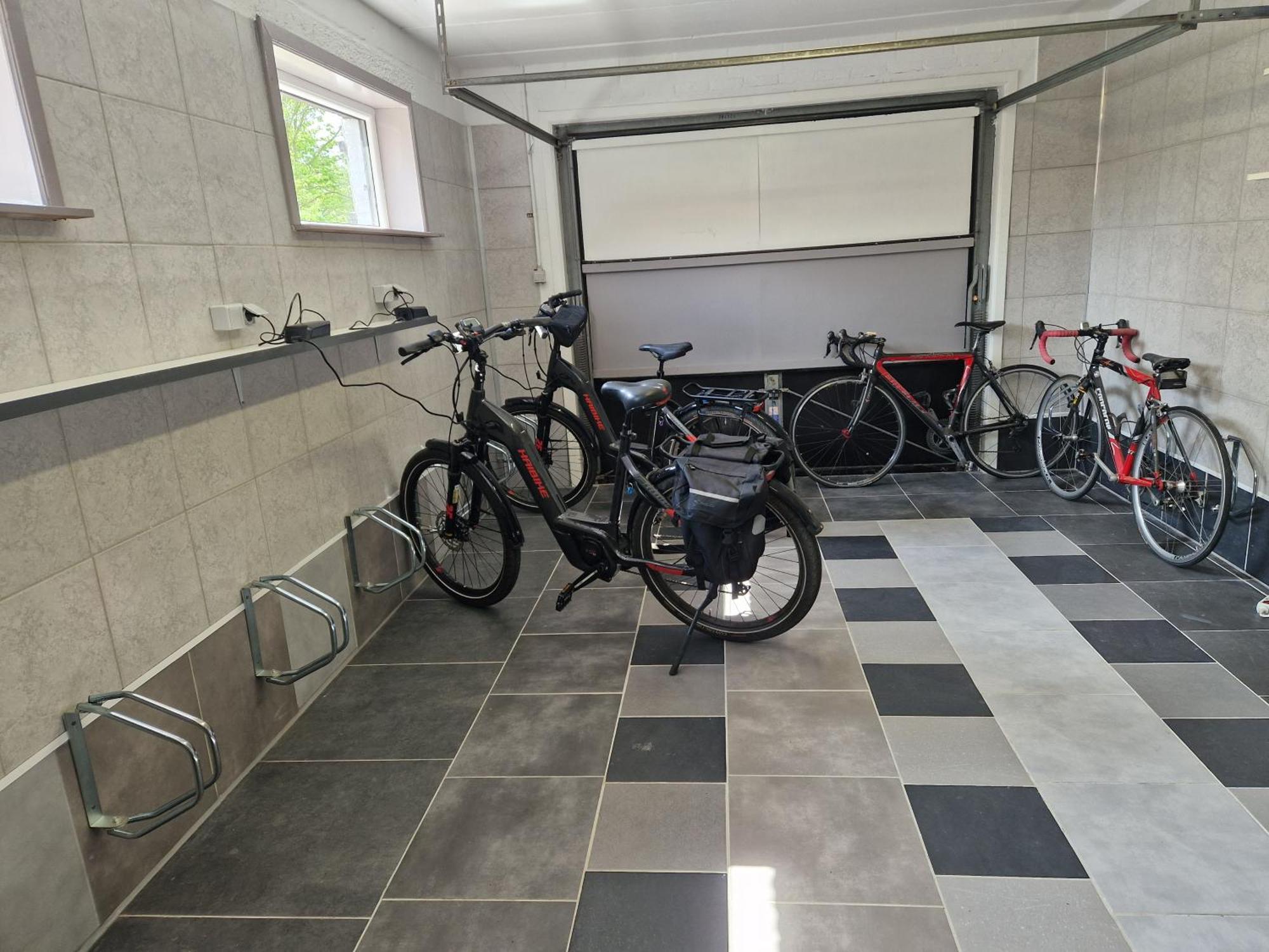 B&B De Kroonhoeve Beringen Bagian luar foto